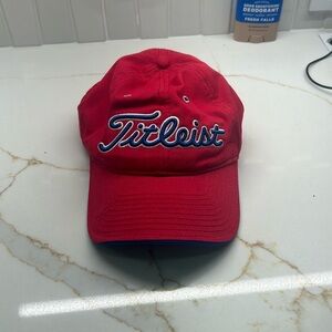 Titleist golf hat good condition